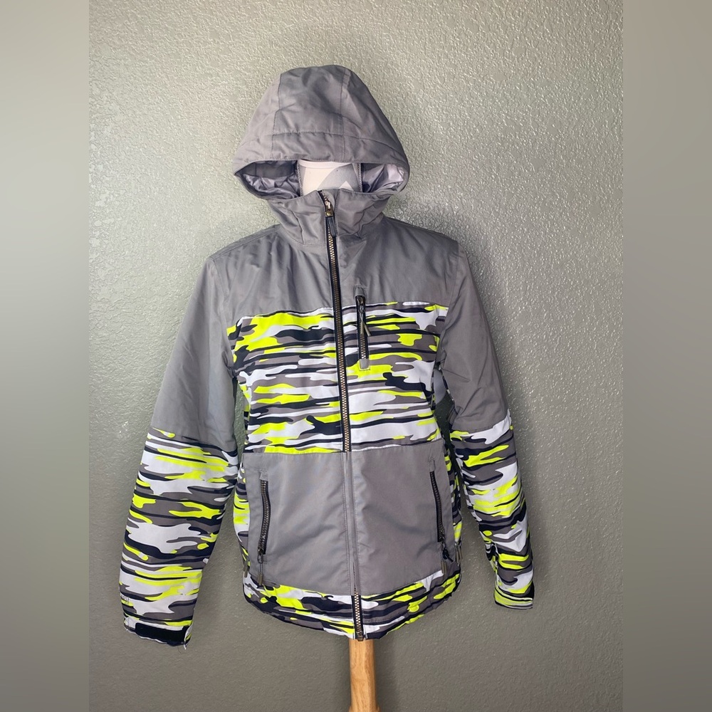 Firefly Large Kids Camouflage Hooded Jacket